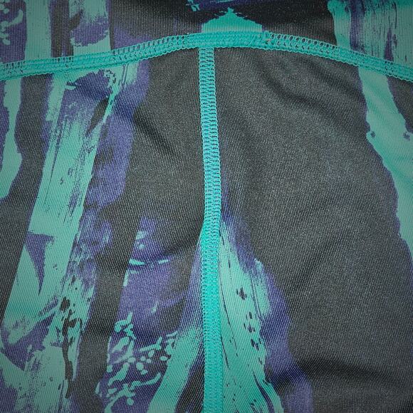 Z by Zella Work Out Pants Womens Size Medium Comfort Stretch Capri - Picture 7 of 7